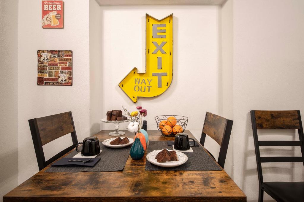 Comida en o cerca de este apartamento