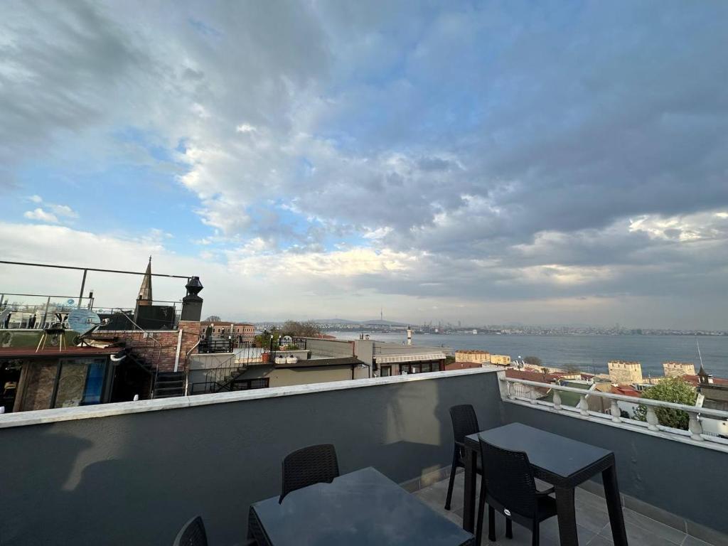 امکانات Hanedan Hotel - تصویر ۴
