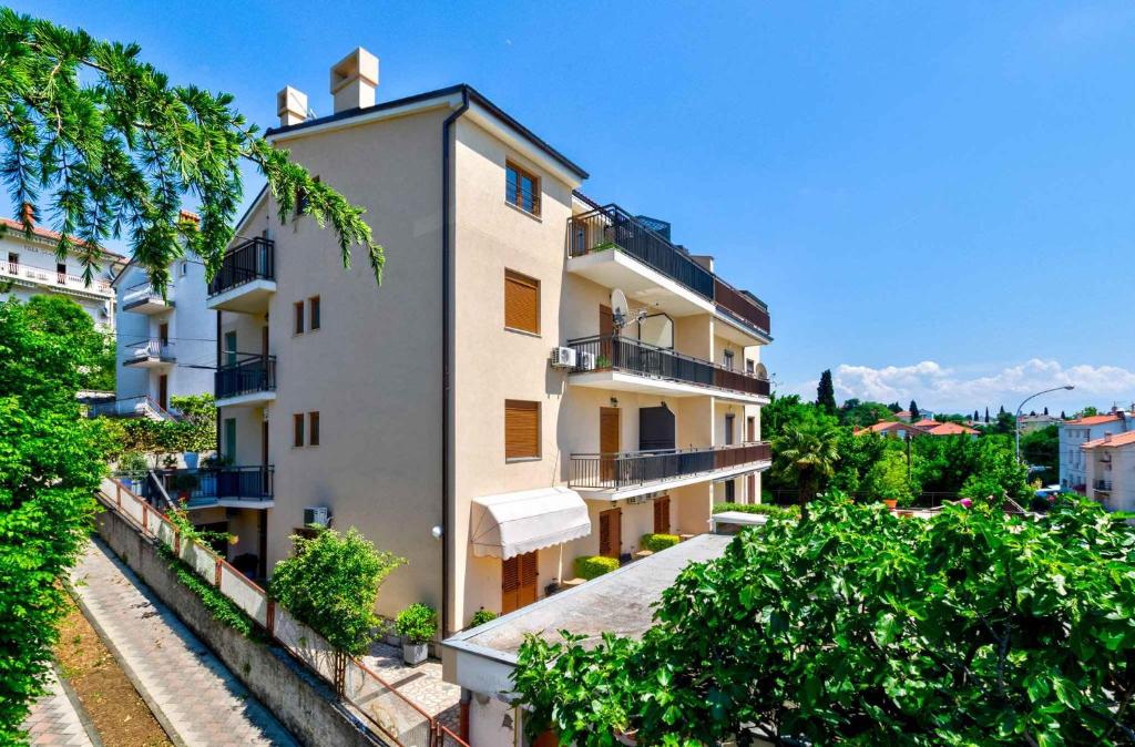 Fotografia z galérie ubytovania Apartments in Crikvenica 39082 v destinácii Crikvenica