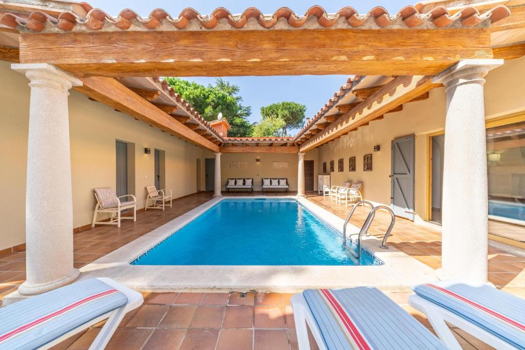 Fotografie z fotogalerie ubytování Villa Stephanie v destinaci L'Escala
