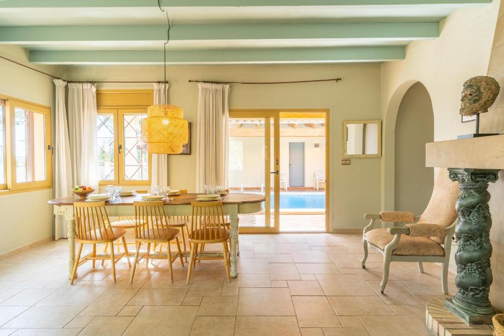 Fotografie z fotogalerie ubytování Villa Stephanie v destinaci L'Escala