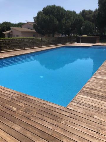Bazén v ubytovaní Cosy apartamento en Sagaró, Costa Brava alebo v jeho blízkosti