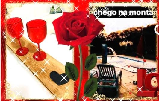 uma imagem de uma rosa vermelha e dois copos de vinho em Aconchego na montanha com BANHEIRA de imersão e 5 suítes 7,5km do centro Águas de Lindóia em Águas de Lindoia