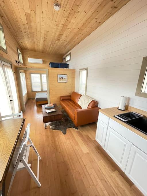 Posezení v ubytování Grand Canyon Hideaway Tiny home