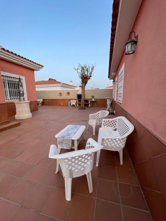 Agradable Casa independiente con piscina، إشبيلية – أحدث ...