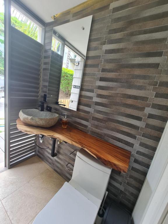 Cute Escazú Loft -Great view- - One-Bedroom Apartment