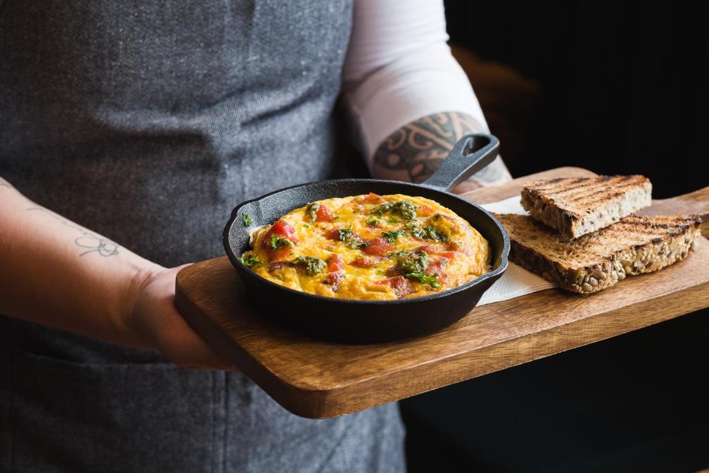 Carnmore Hotel Christchurch - Resim 36