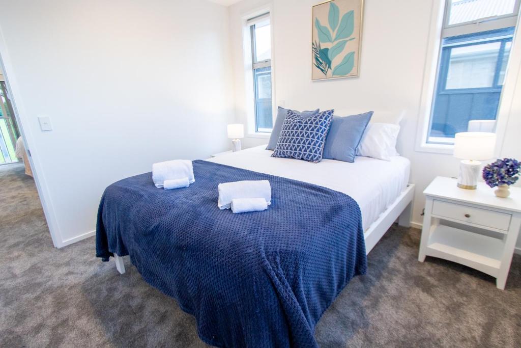 2 Bedrooms overlooking Park - Exquisite Views - Resim 7