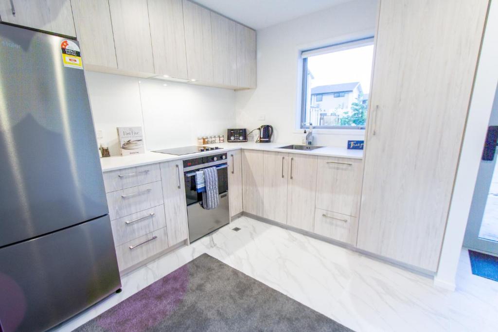 2 Bedrooms overlooking Park - Exquisite Views - Resim 9