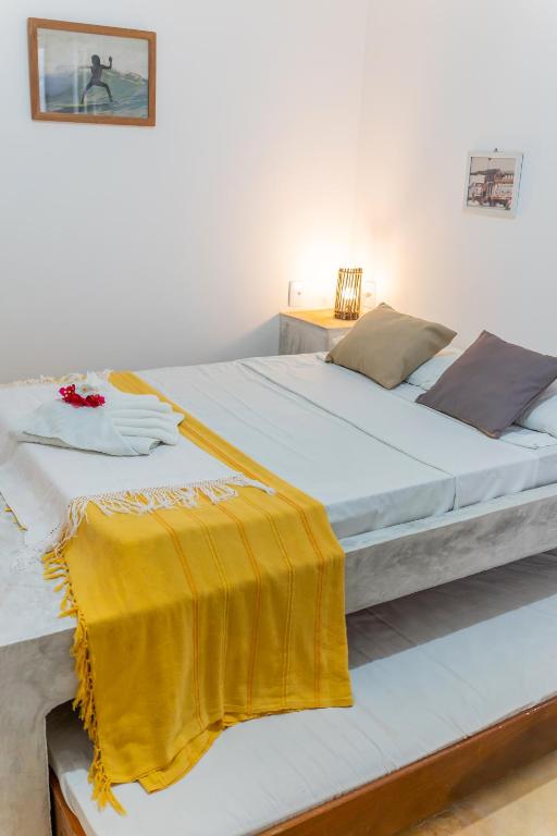 Letto o letti in una camera di casa jasmin