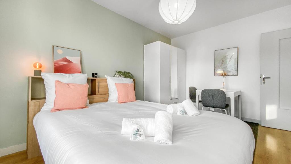 Fotografia z galérie ubytovania HOMEY Coloc goodLife - Colocation moderne - Chambres privées - Wifi et Netflix - Au pied du tram pour Genève v destinácii Ambilly
