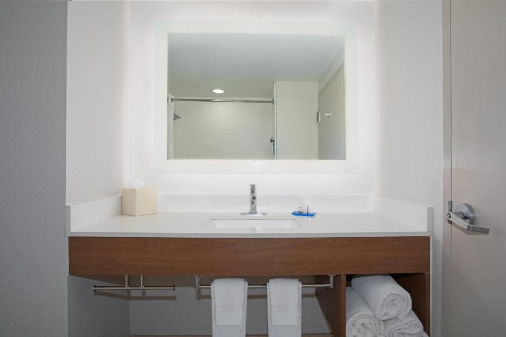 Holiday Inn Express & Suites Tucson by IHG - Camera King Standard
