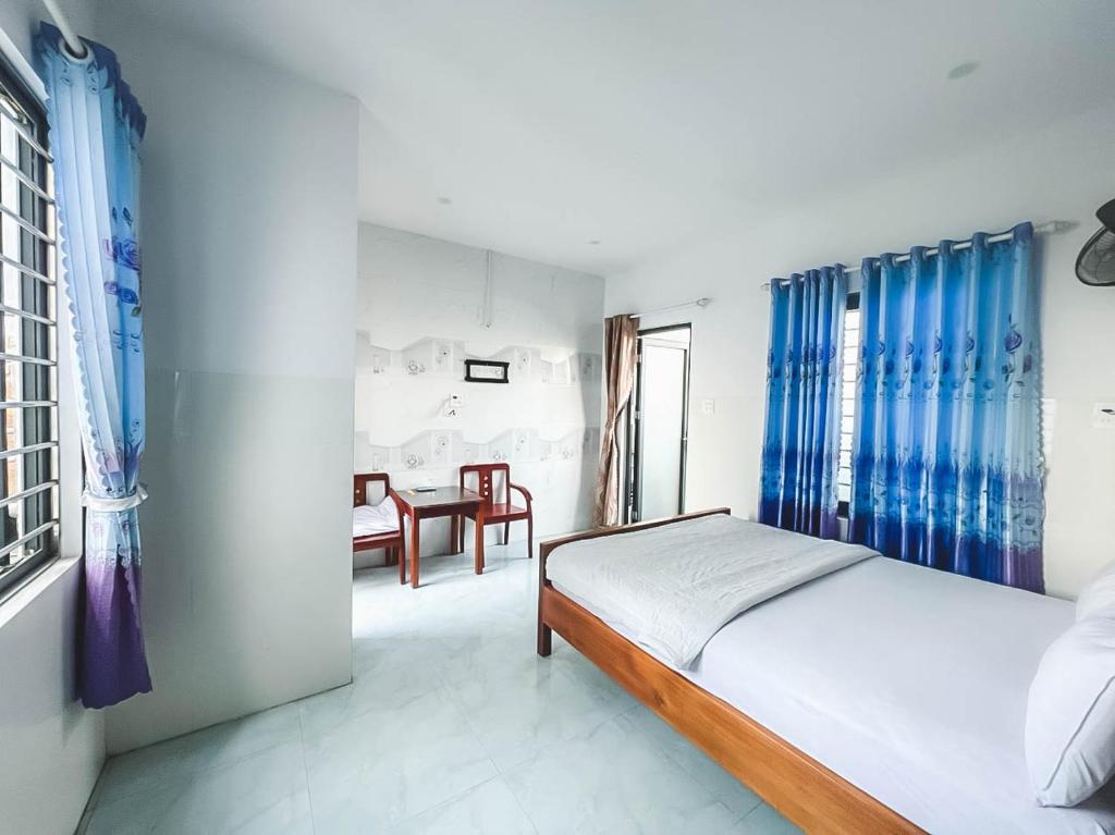 Katil atau katil-katil dalam bilik di Hotel Thanh Tuy