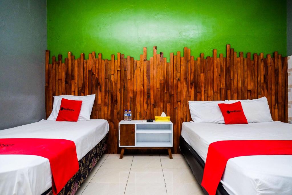 RedDoorz Syariah @ Colomadu 2 - Family Room