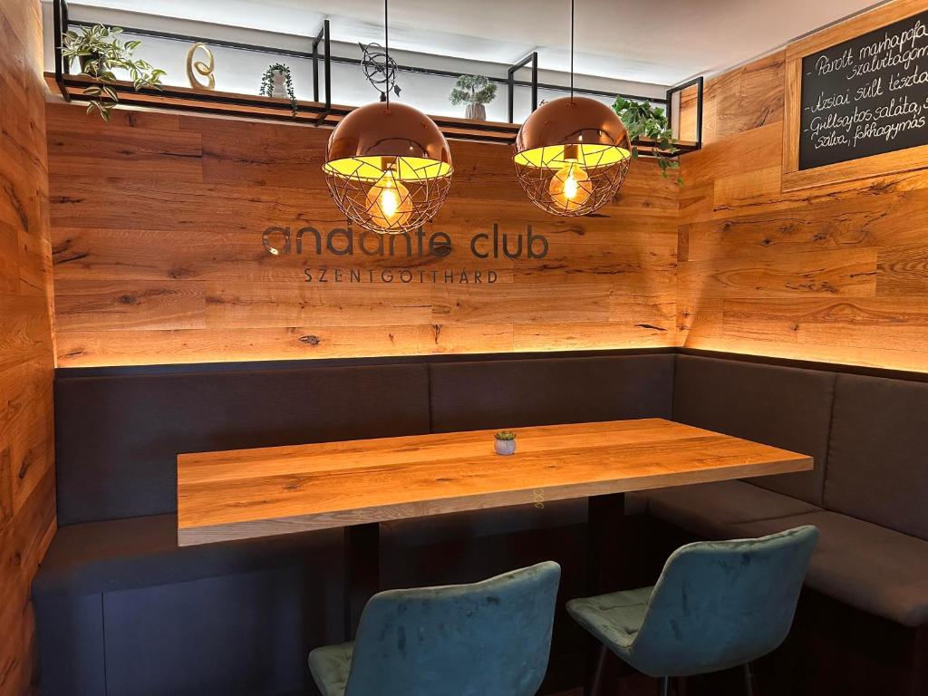 Zdjęcie z galerii obiektu Andante Pension & Restaurant w mieście Szentgotthárd