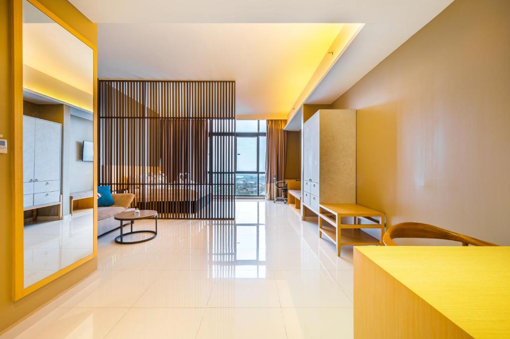 Greystone 99 Suites - Executive King Suite