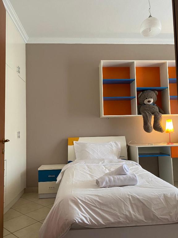Cloud8 Apt with Castle View, 7km from the Beach - Image 7