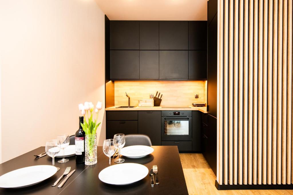 Kuchyňa alebo kuchynka v ubytovaní Let's Sea by 2HomeRent