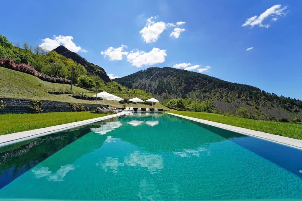 Majoituspaikassa Villa Podere Gaia 16 pax, pool, near to 5Terre tai sen lähellä sijaitseva uima-allas