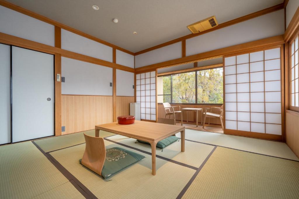 Posezení v ubytování Ryokan Yamazaki