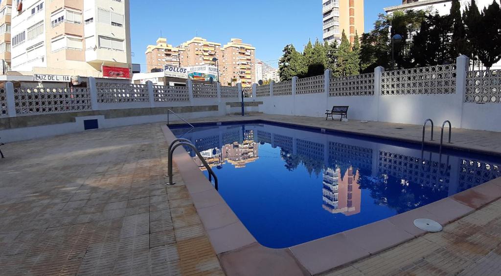 Bazén v ubytování Apartamento Edificio Acacias I -3 nebo v jeho okolí