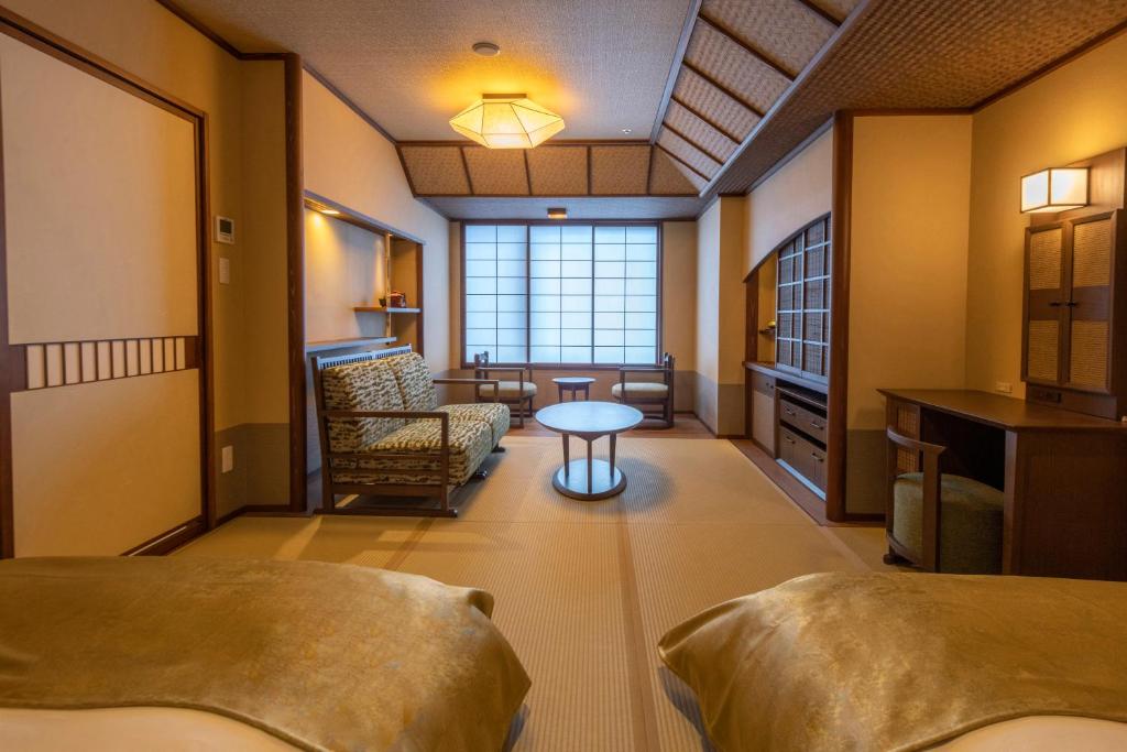 Jozankei Onsen Yurakusoan - Standaard Twin Room Met Hete Veerbad