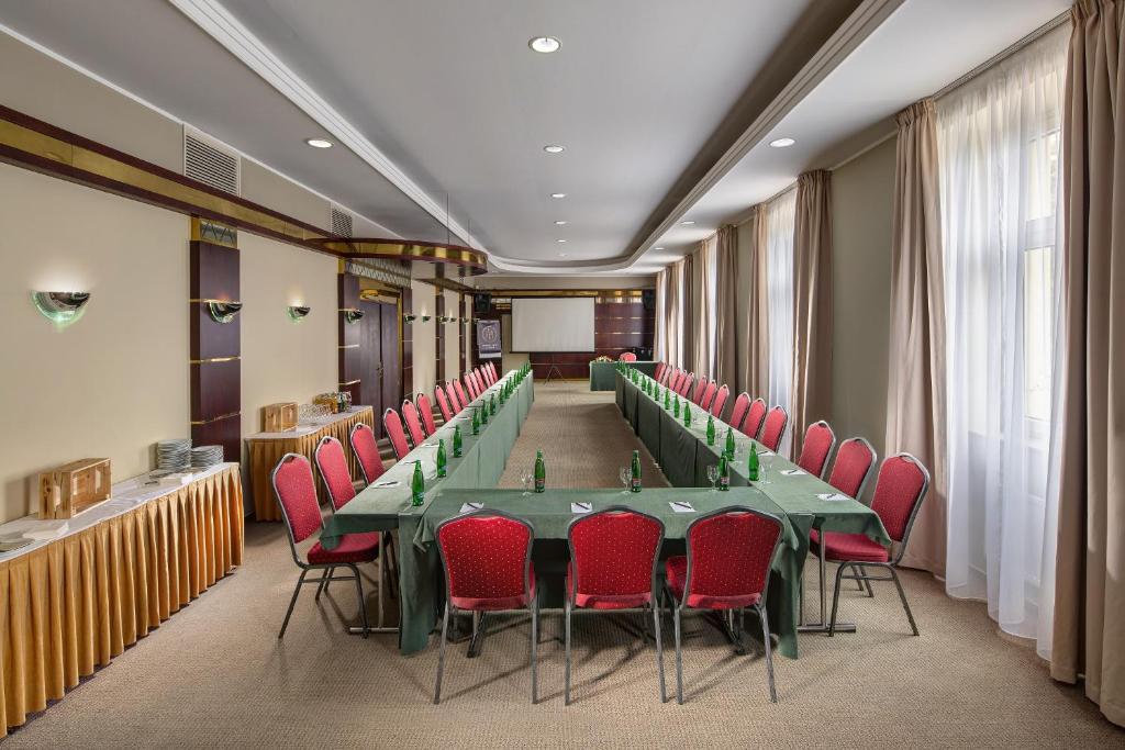 Imperial Hotel Ostrava - Resim 35