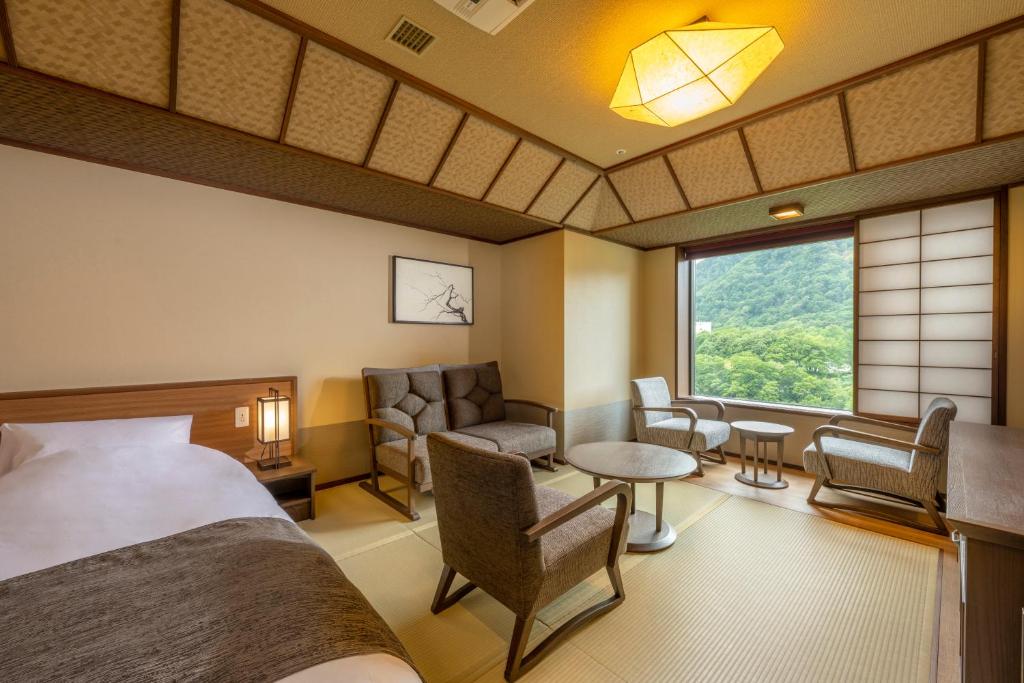 Jozankei Onsen Yurakusoan - Drievoudige Kamer Met Hete Veerbad