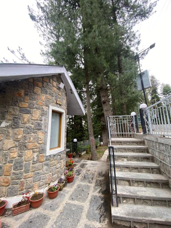 Holiday Inn Nathiagali, Nathia Gali Updated 2023 Prices