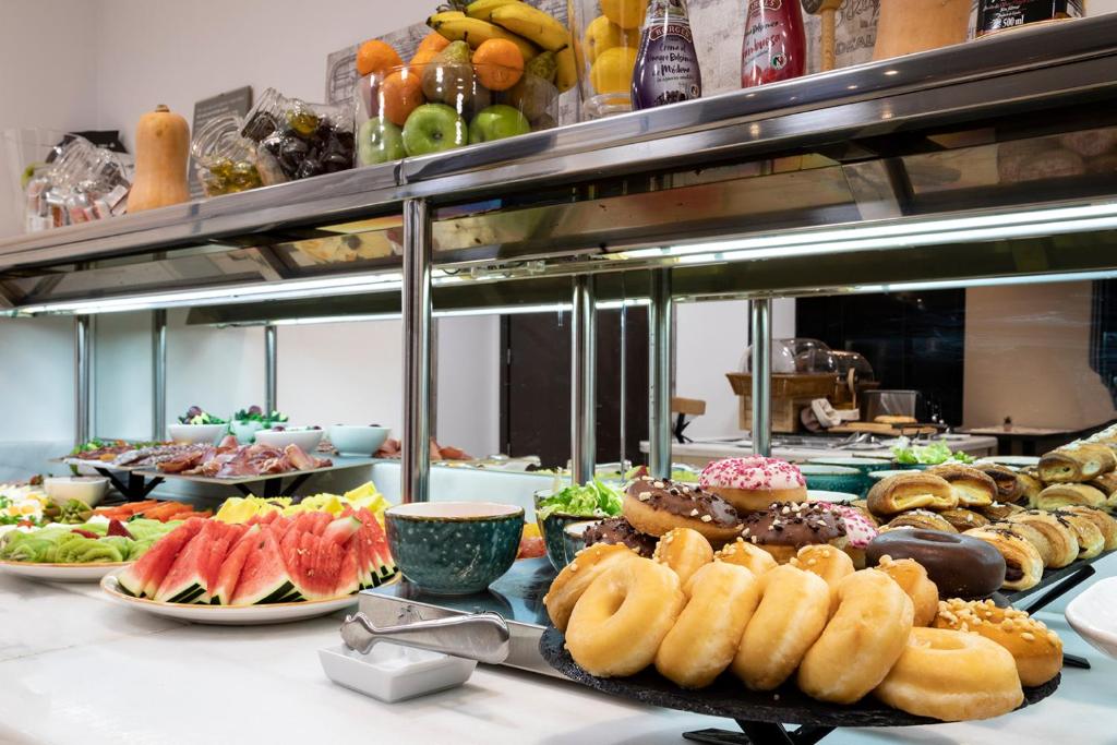 Petit Palace Arturo Soria Alcalá - Resim 17