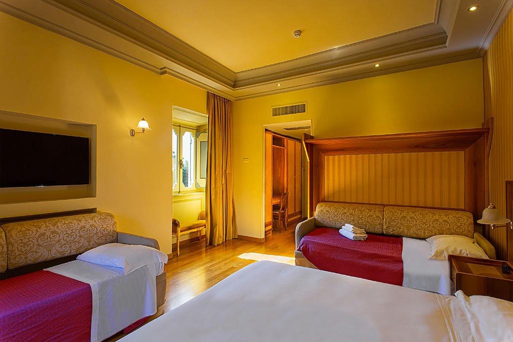 Villa Tuscolana - Deluxe Quadruple Room