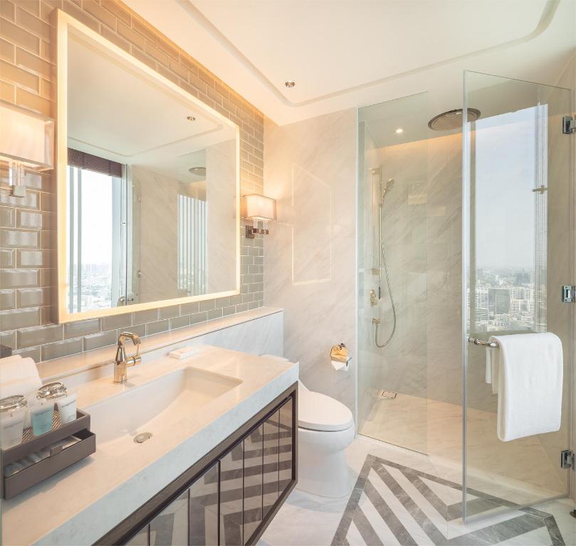 Eastin Grand Hotel Phayathai photo