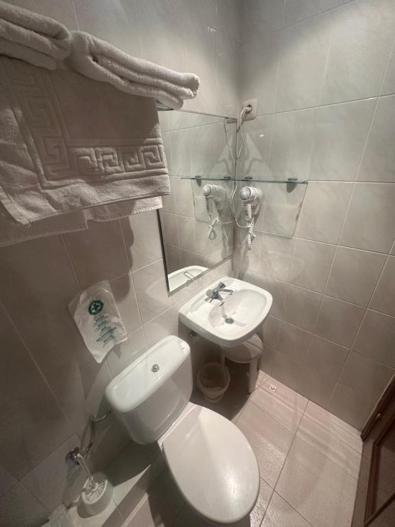 Koupelna v ubytování Hotel Torino