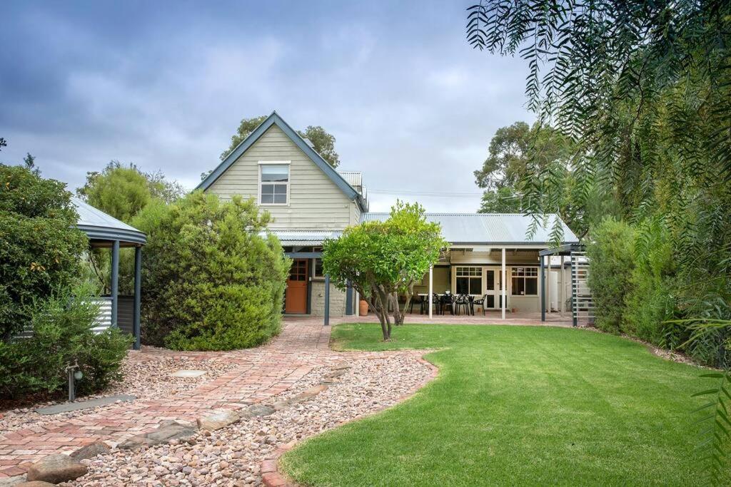 Willunga Cottage Sleeps 6 Pool, Willunga (updated prices 2024)