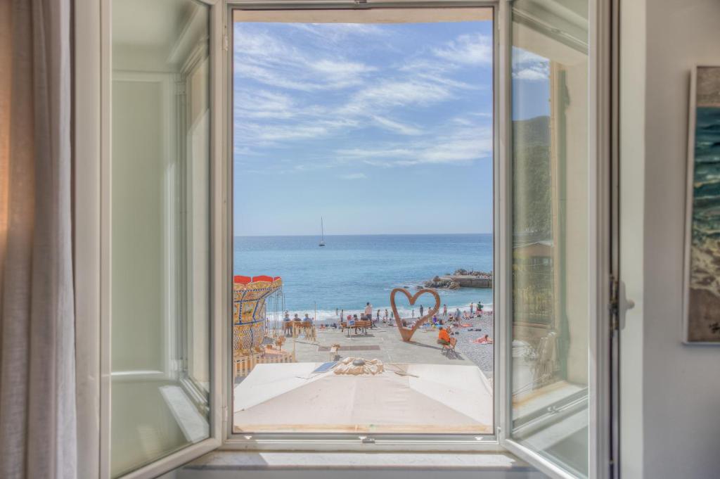 A general sea view or a sea view taken from Az apartmant