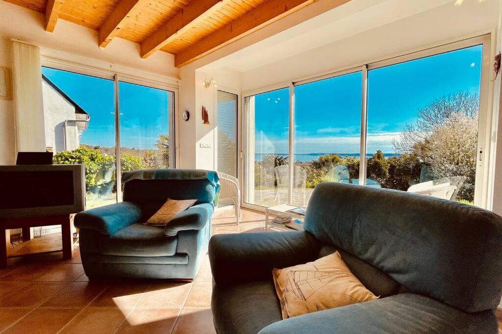 Posedenie v ubytovaní Les agapanthes - vue mer