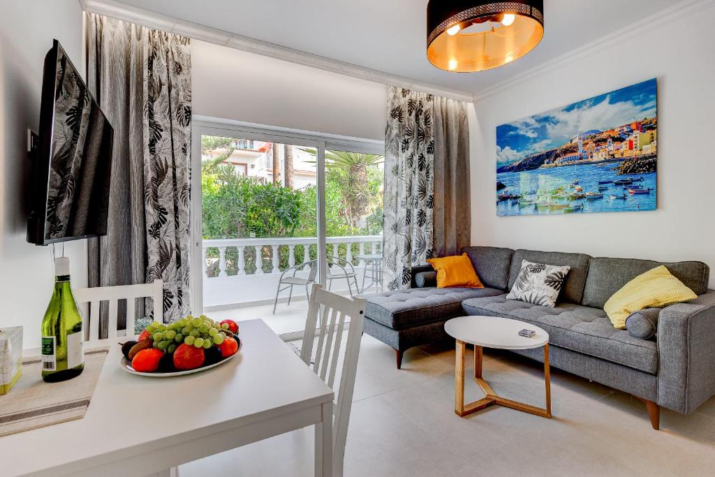 Two bedroom apartment near the ocean