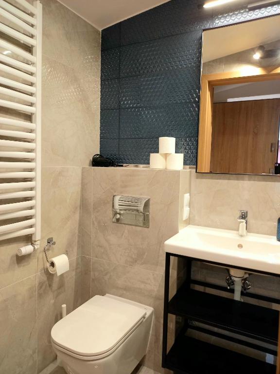 Villa AgaTomDom Gdańsk, Taras-Grill-Kuchnia, 1800m Stare Miasto Gdańsk - 17