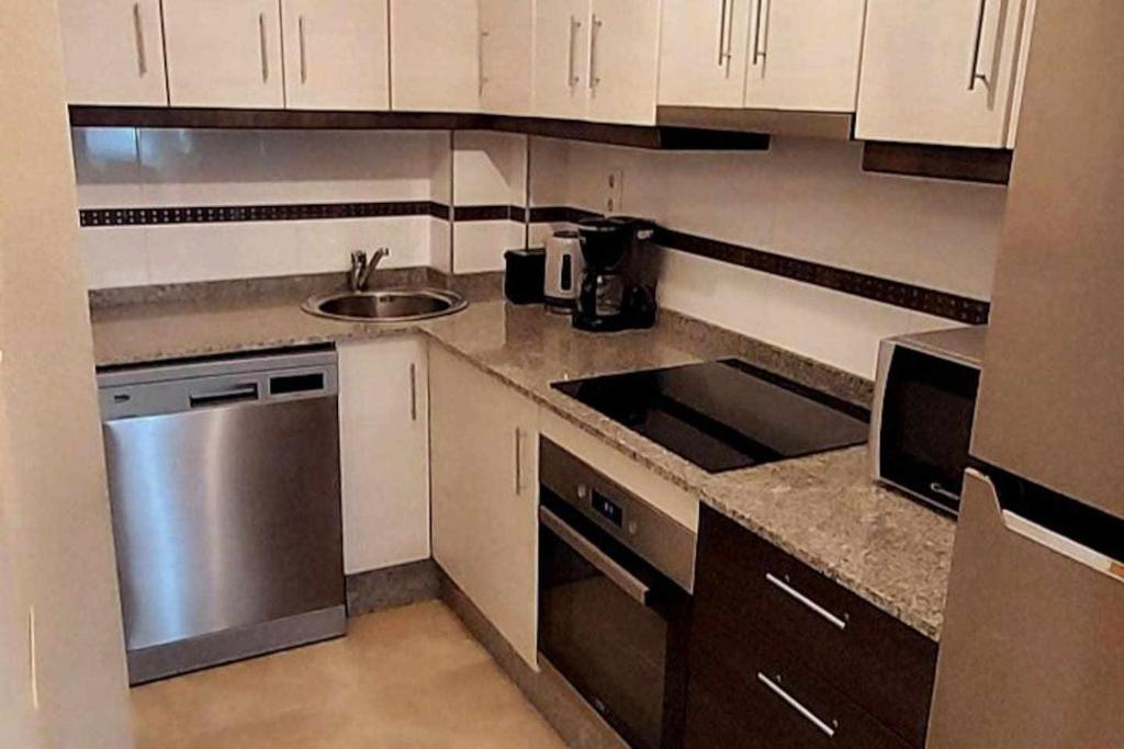 Kuchyň nebo kuchyňský kout v ubytování Apartamento Antina 12 en Santa Pola