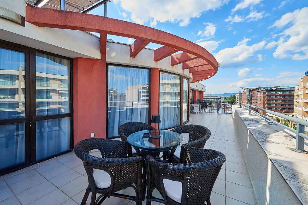 Balkón nebo terasa v ubytování Sunny Beach Hotel Forum - All Inclusive