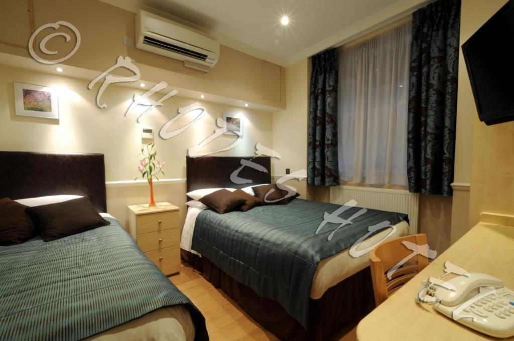 Rhodes Hotel - Resim 5