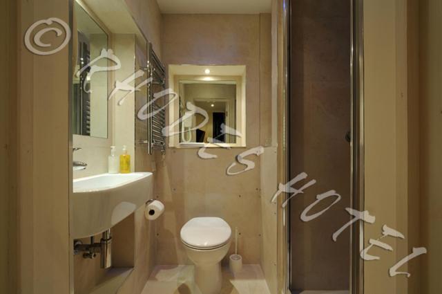 Rhodes Hotel - Resim 13