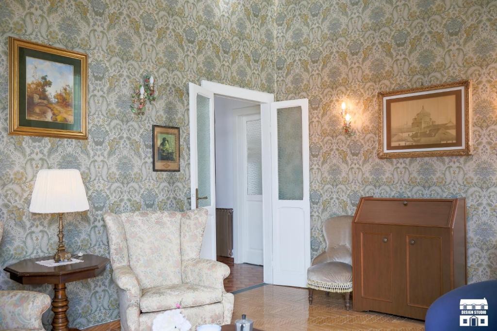 Posezení v ubytování Villa Plinio Lago di Como