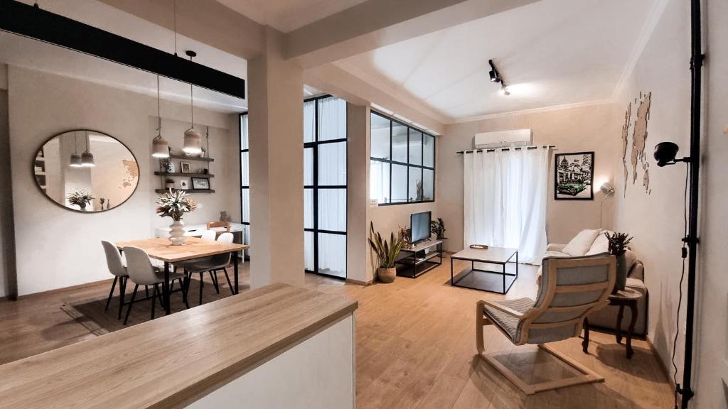 Imagen de la galería de SanRocco Comfort Apt in City Center!, en Ágios Rókkos