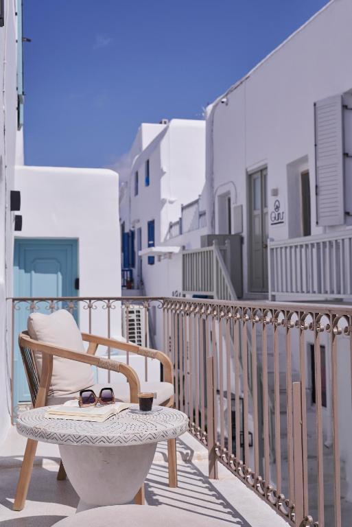 Balkón nebo terasa v ubytování White Sand Suites Mykonos