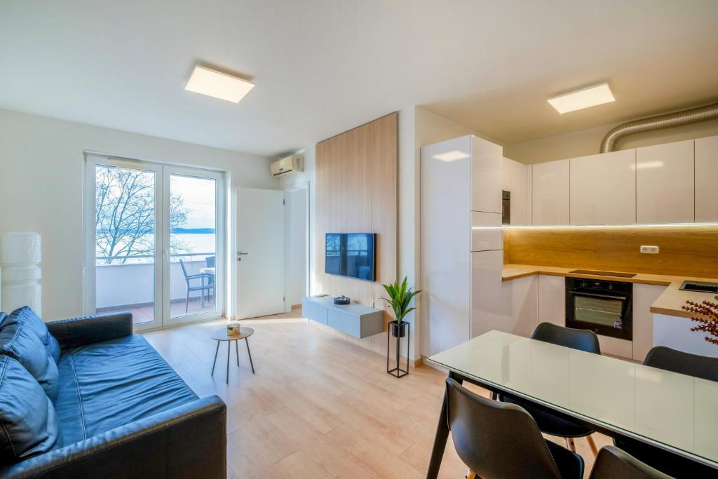 MF Club 218 Premium Wellness Apartment 8600 Siófok, 83 Beszédes József sétány kép - 1