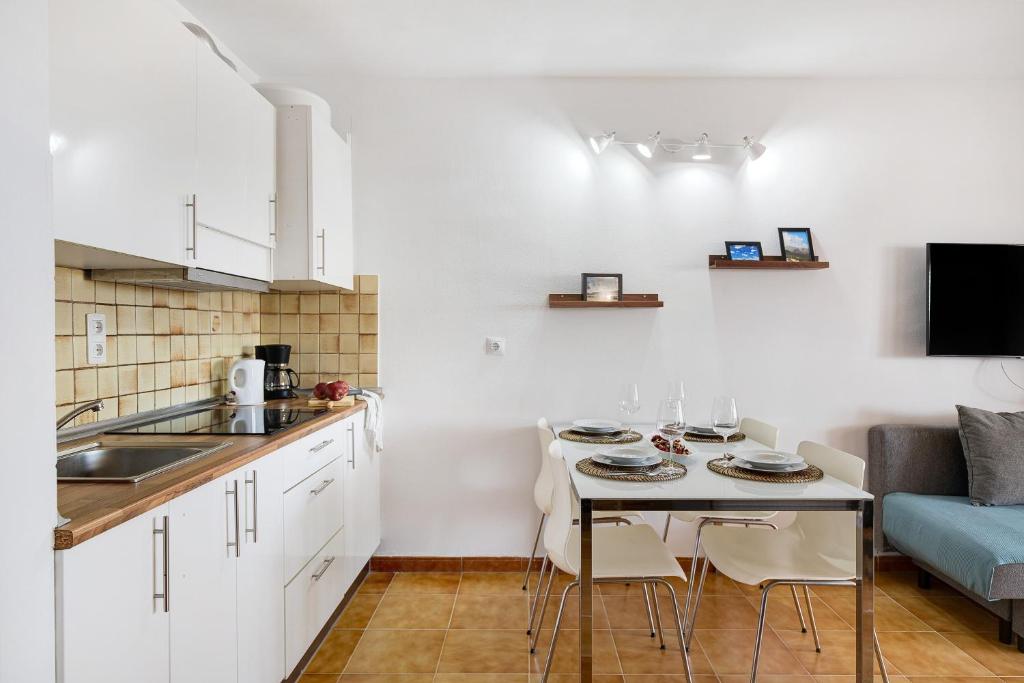 Kuchyňa alebo kuchynka v ubytovaní Casa Las Palmeras