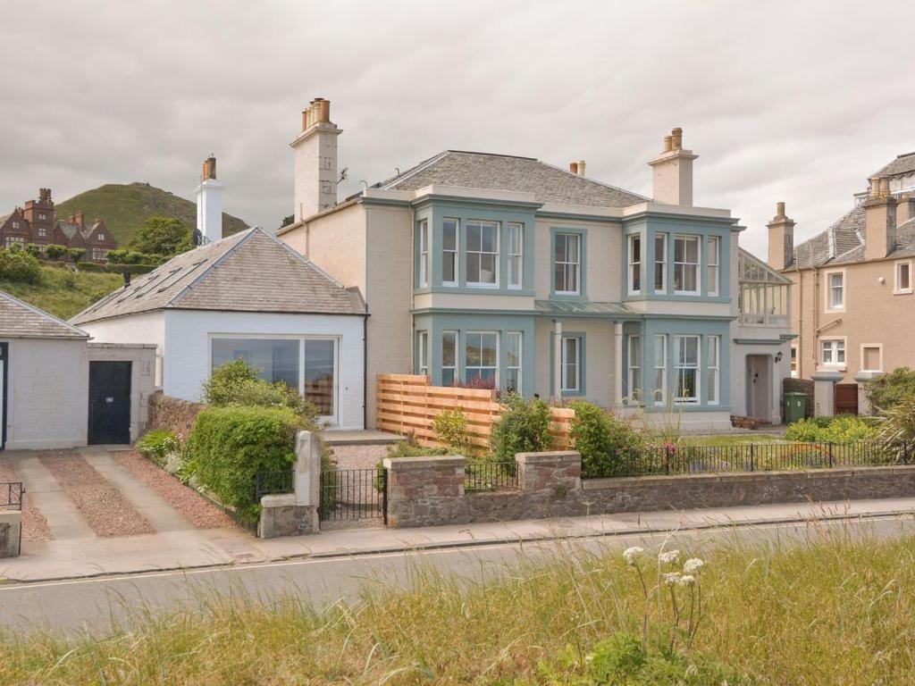 Sandy Bay Cottage, North Berwick, UK