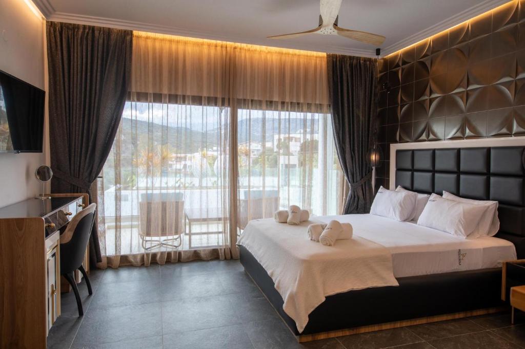 Beach Walk Luxury Suites - 6