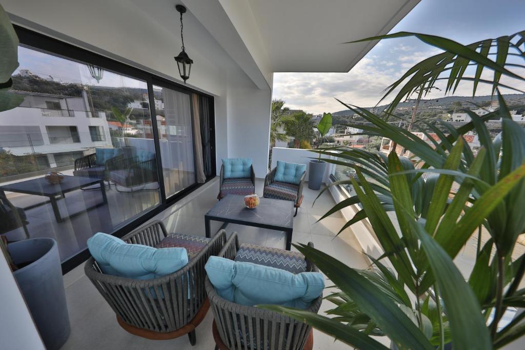 Beach Walk Luxury Suites - 4